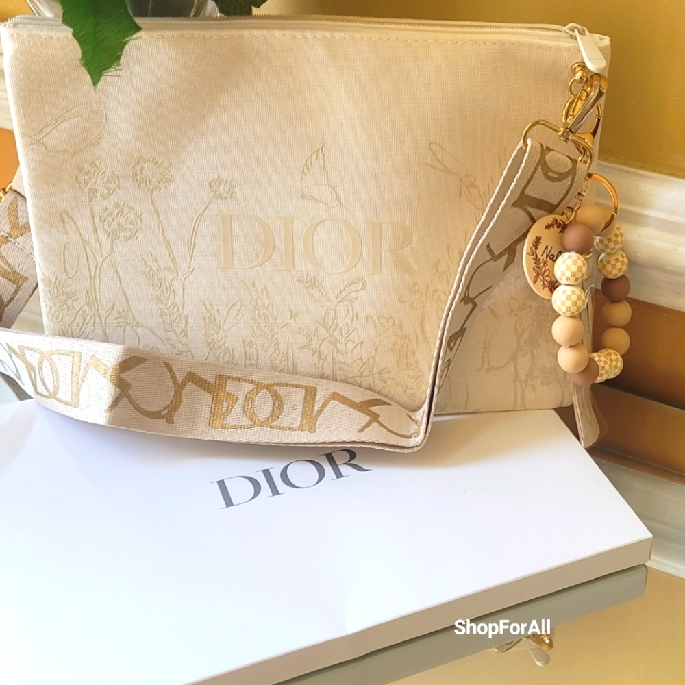 - Dior - Picture 4 of 11